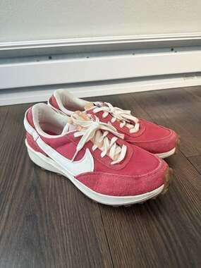Nike Waffle Debut Vintage 'Adobe Sail' Sneakers Size 9.5